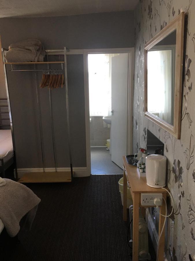 בלקפול Glenheath Hotel מראה חיצוני תמונה