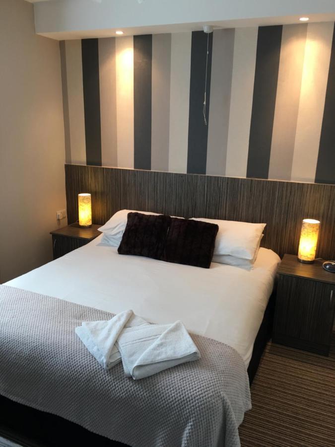 בלקפול Glenheath Hotel מראה חיצוני תמונה
