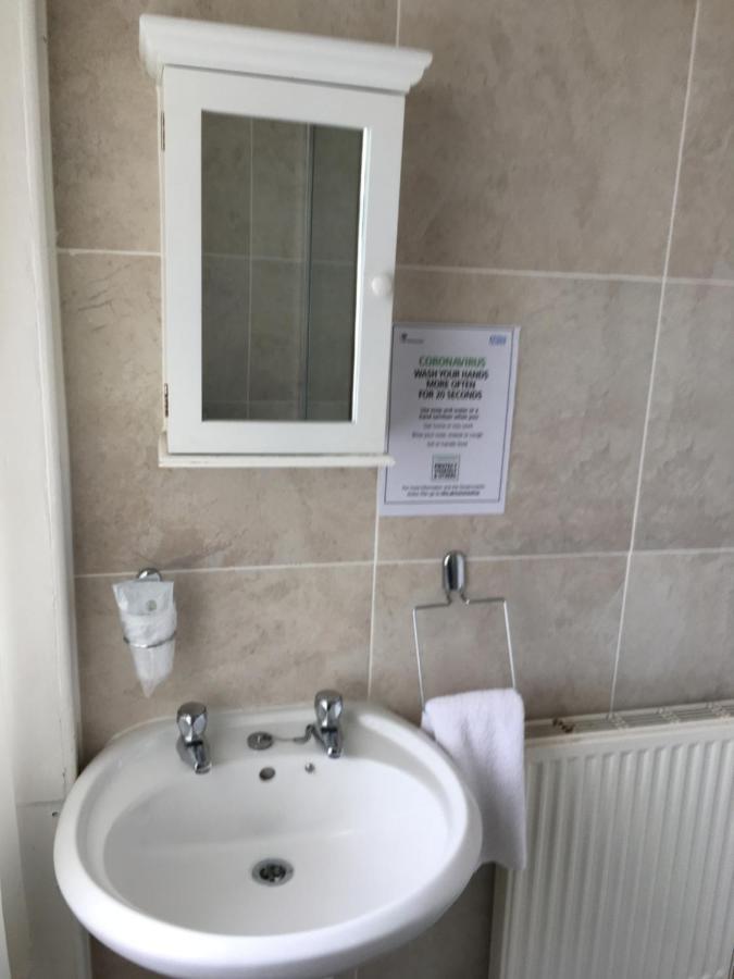 בלקפול Glenheath Hotel מראה חיצוני תמונה